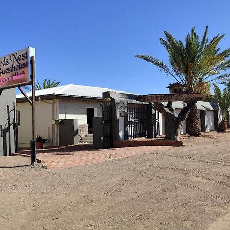Bird'S Nest Guest House Keetmanshoop Exterior photo