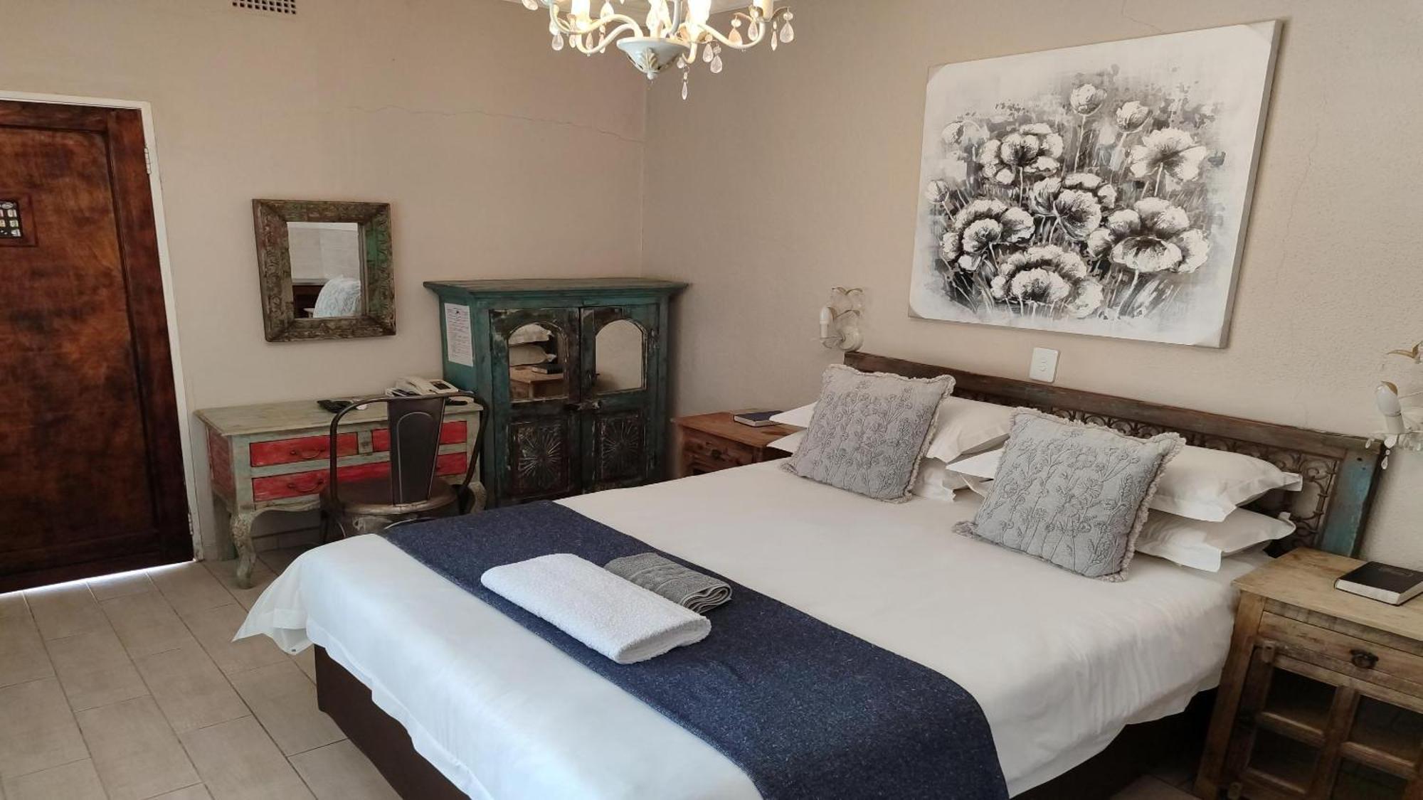 Bird'S Nest Guest House Keetmanshoop Room photo