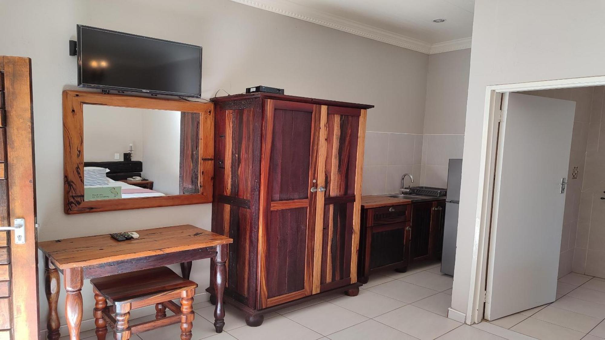 Bird'S Nest Guest House Keetmanshoop Room photo